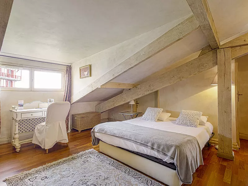 Hôtel, Hôtel de Biarritz, Hôtel de Saint-Jean-de-Luz